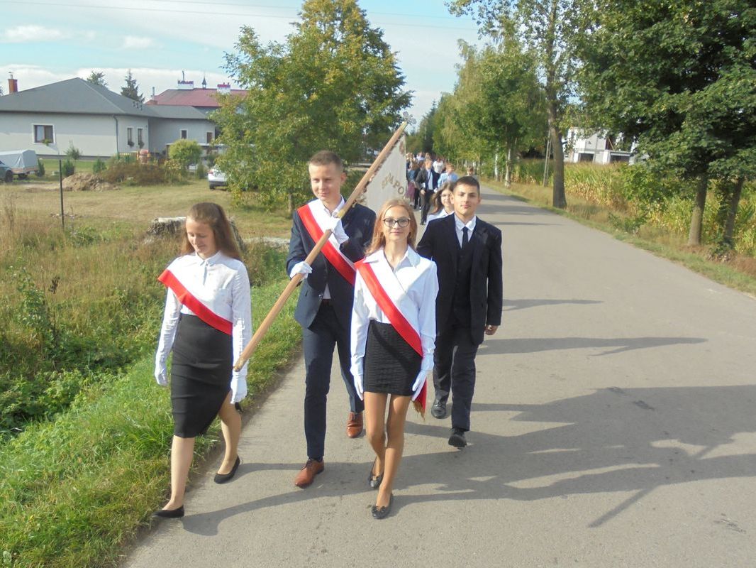przejście do szkoły