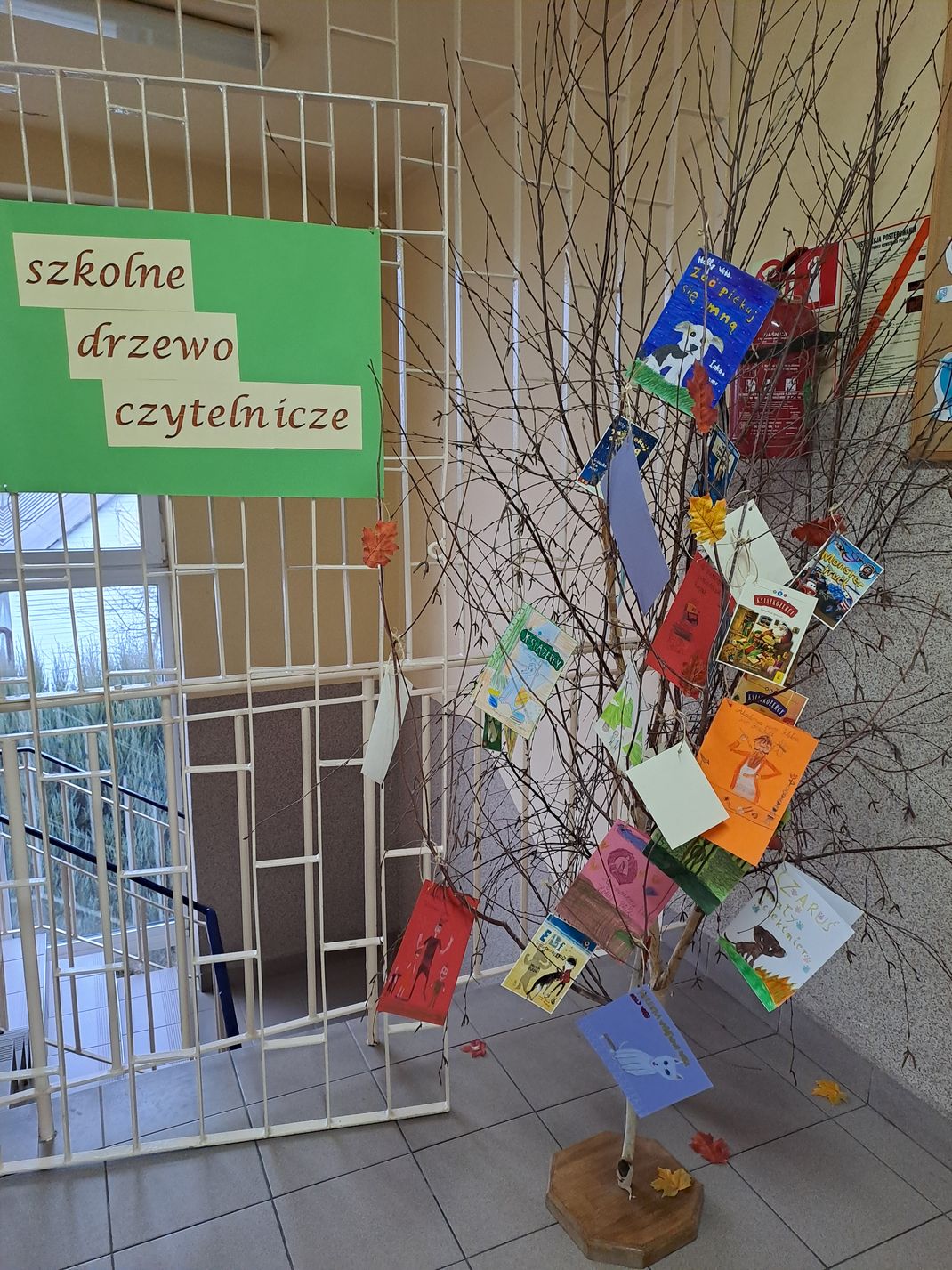  prace uczniów – karty tytułowe książek