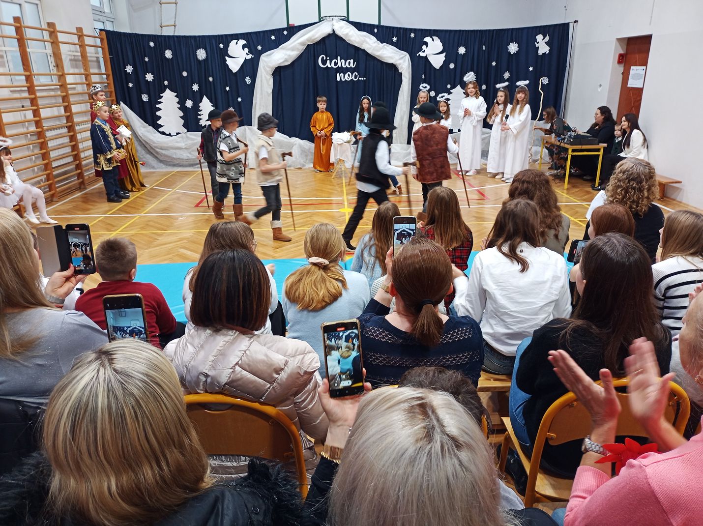 Poranek wigilijny 2024 r.